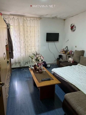 ज़्रेनजानिन, सर्बिया में आरामदायक 5+1 घर