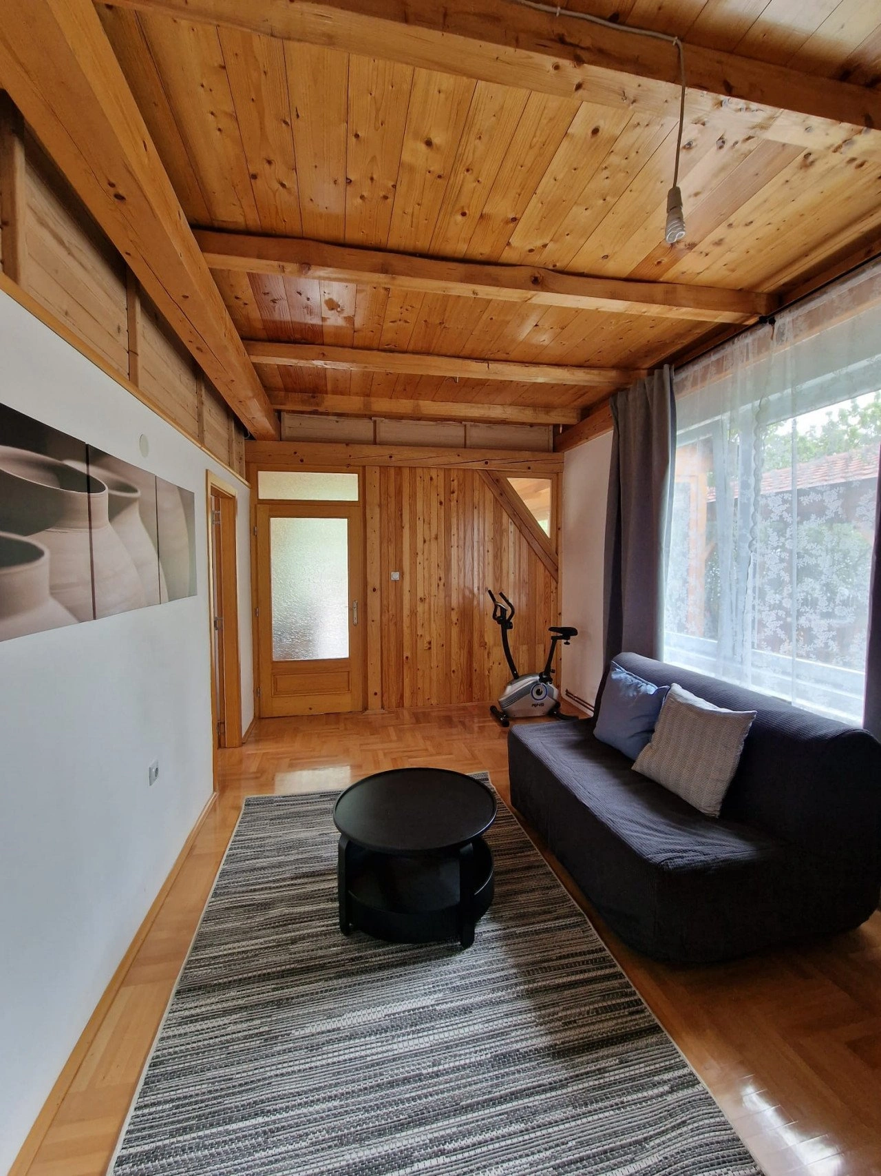 منزل خشبي بمساحة 83 م2 مع حديقة في بيرات، صربيا