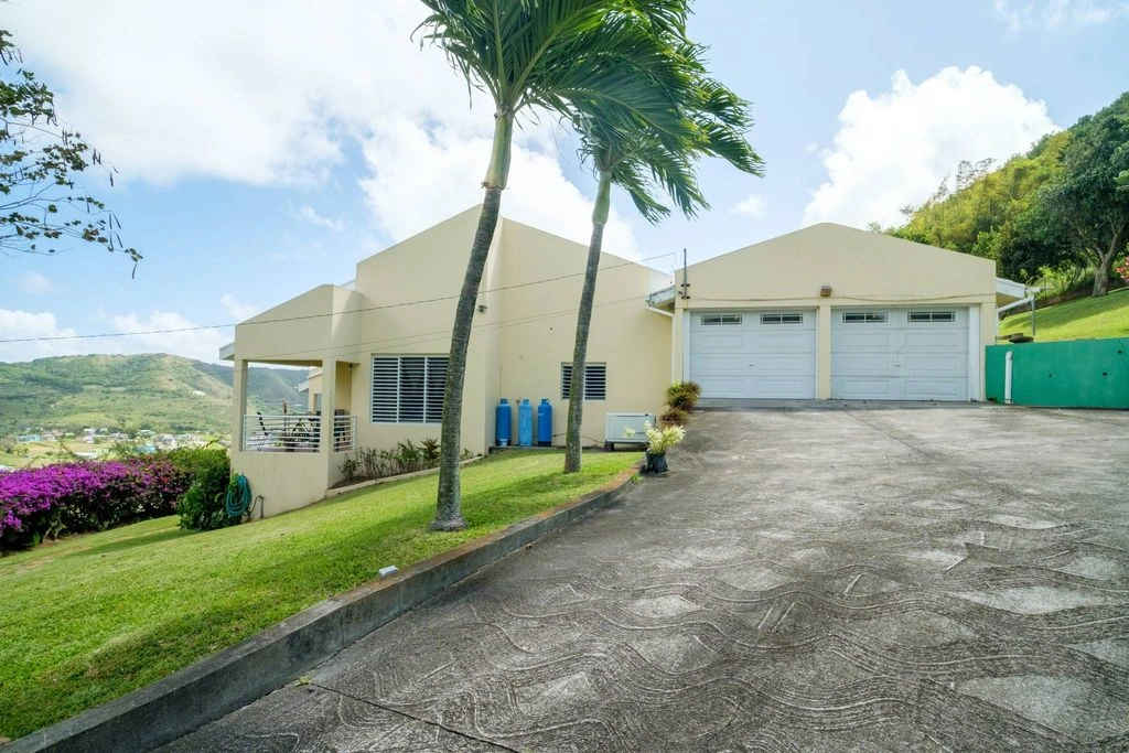 منزل فسيح بمساحة 343 م² في باسيتير، سانت كيتس ونيفيس