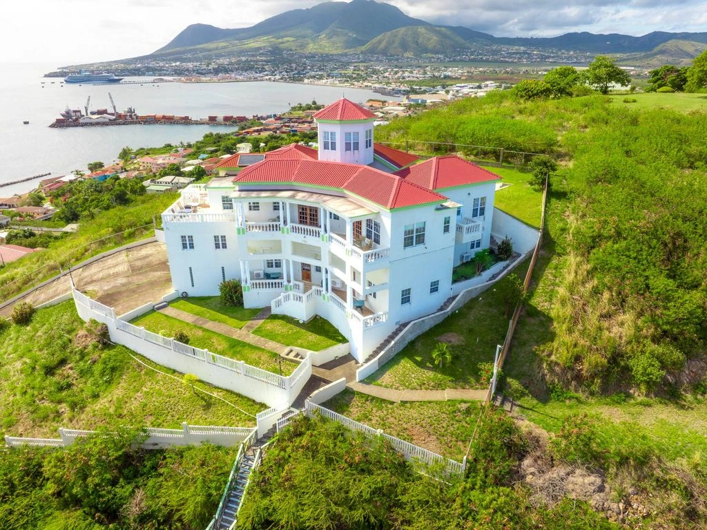 Casa arredata 5+1 1393 m² a Basseterre, Saint Kitts e Nevis