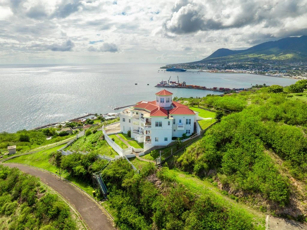 Casa arredata 5+1 1393 m² a Basseterre, Saint Kitts e Nevis