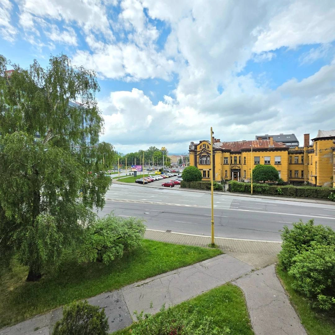 आधुनिक अपार्टमेंट 65 m², कोशीसे, स्लोवाकिया