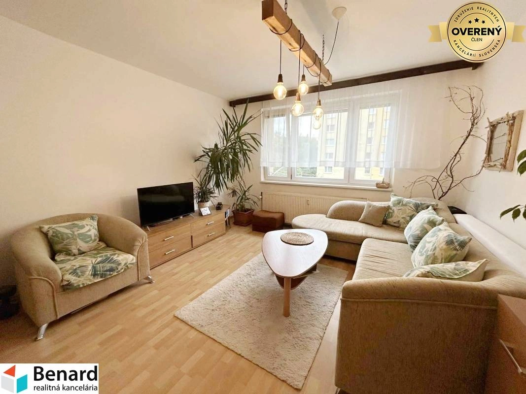 प्रेशोव, स्लोवाकिया में 57 m² का उजला अपार्टमेंट