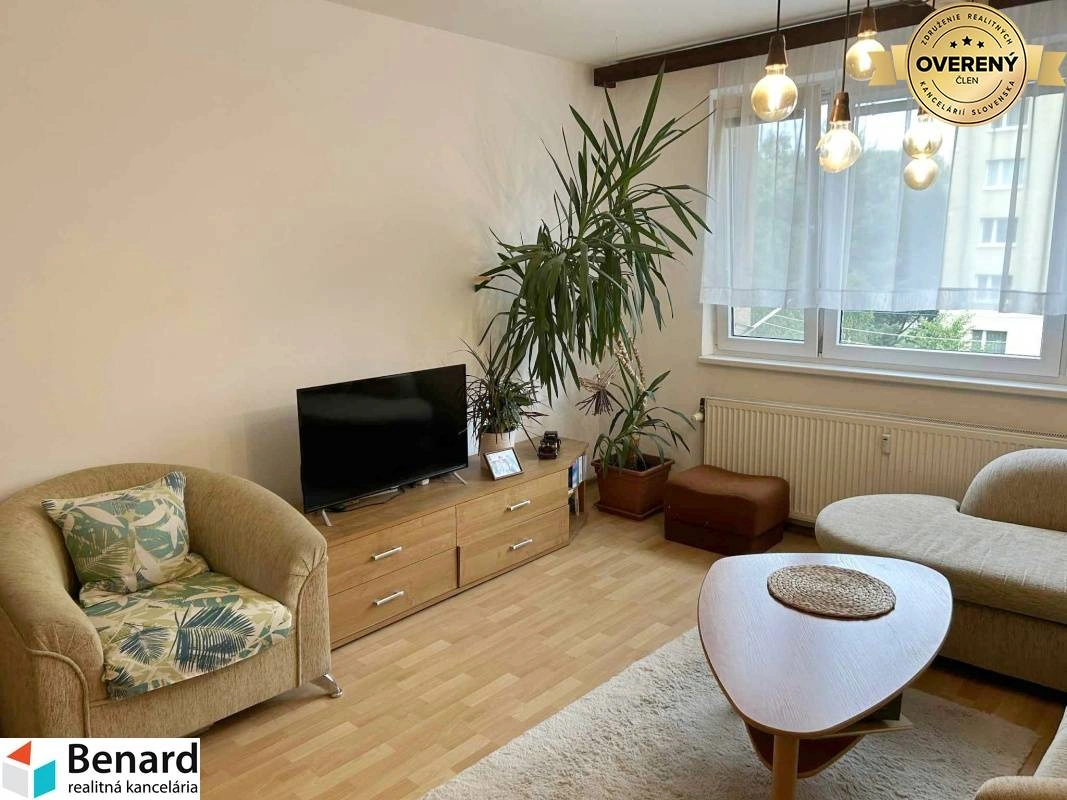 प्रेशोव, स्लोवाकिया में 57 m² का उजला अपार्टमेंट