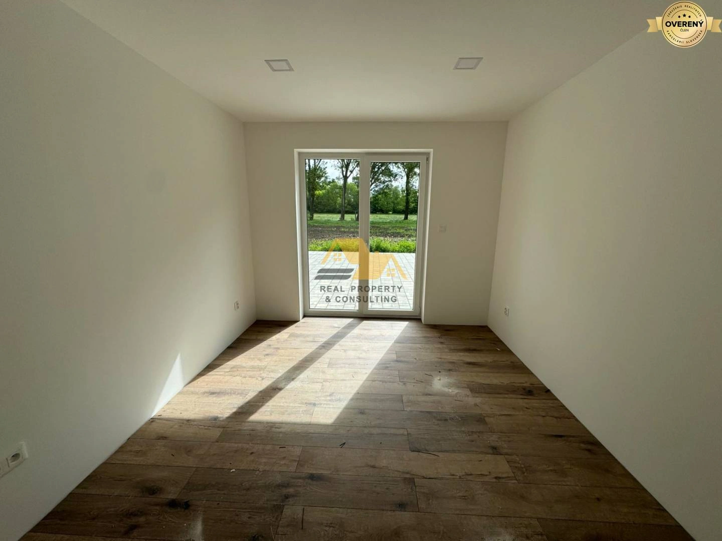 गुर्बानोवो, स्लोवाकिया में 225 m2 का आरामदायक घर