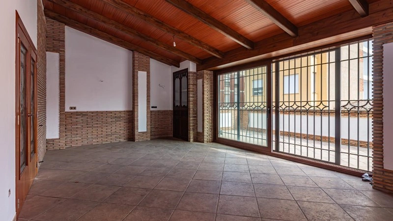 西班牙 Costa del Azahar 10+1 带无边泳池的住宅