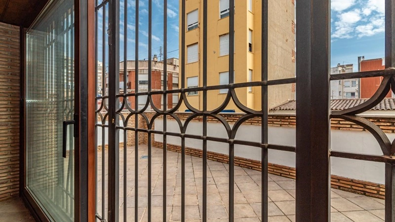 西班牙 Costa del Azahar 10+1 带无边泳池的住宅