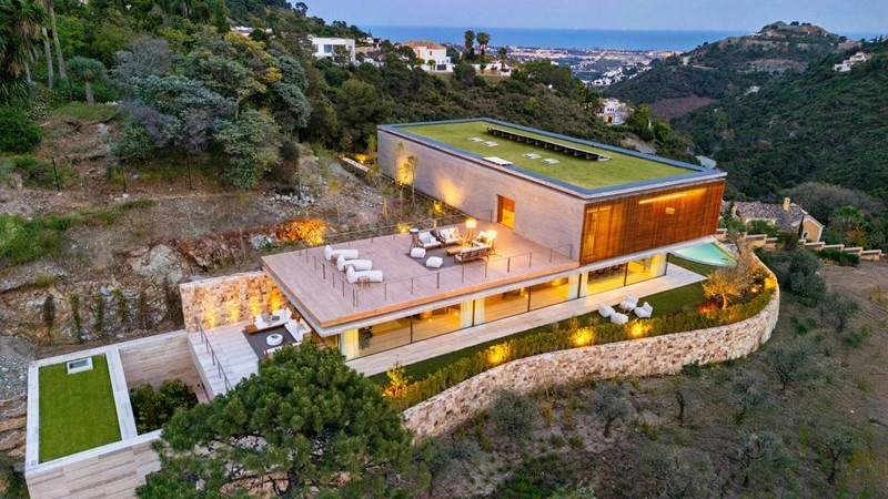 Marbella, İspanya'da 1163 m²'lik özel villa