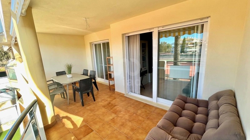 कोस्टा डेल आजहर, स्पेन में 75 मी² का आरामदायक अपार्टमेंट