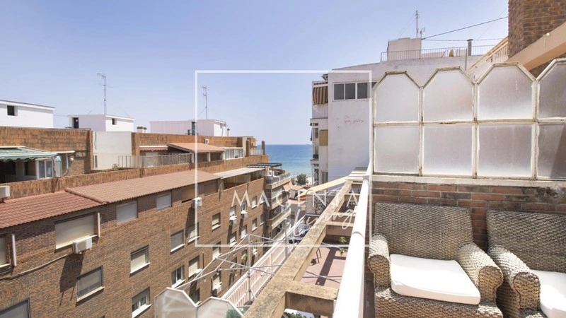 西班牙阿利坎特海景 2+1 公寓