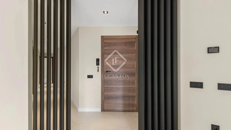 阿利坎特近海 6+1 公寓,西班牙