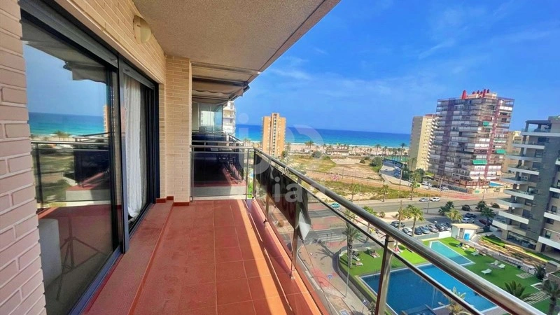 西班牙阿利坎特 2+1 带阳台公寓