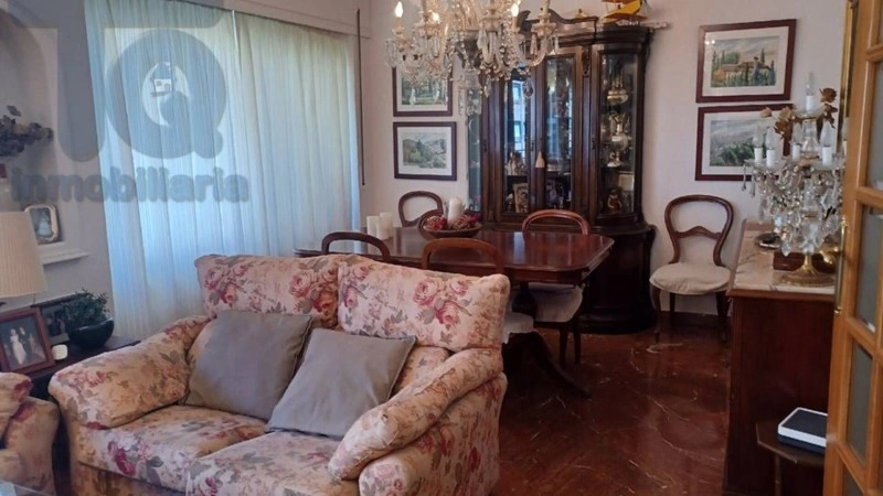 Prächtige 224 m² große Wohnung in Granada, Spanien