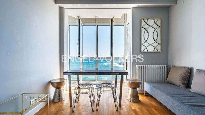 सैन सेबास्टियन, स्पेन में आरामदायक 73 म² अपार्टमेंट