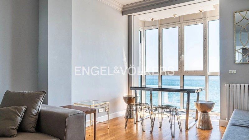 सैन सेबास्टियन, स्पेन में आरामदायक 73 म² अपार्टमेंट