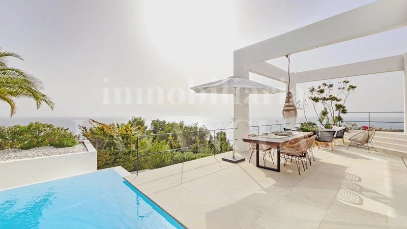 فيلا جميلة بمساحة 229 م² في إيبيزا، إسبانيا