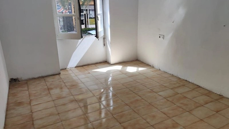 ज़ारागोज़ा, स्पेन में विशाल 94 वर्ग मीटर का अपार्टमेंट