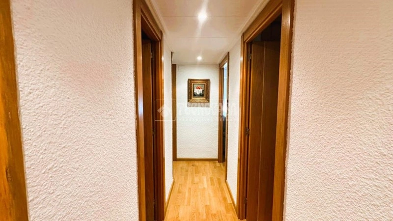 जारागोज़ा, स्पेन में सुंदर 75 वर्ग मीटर का अपार्टमेंट