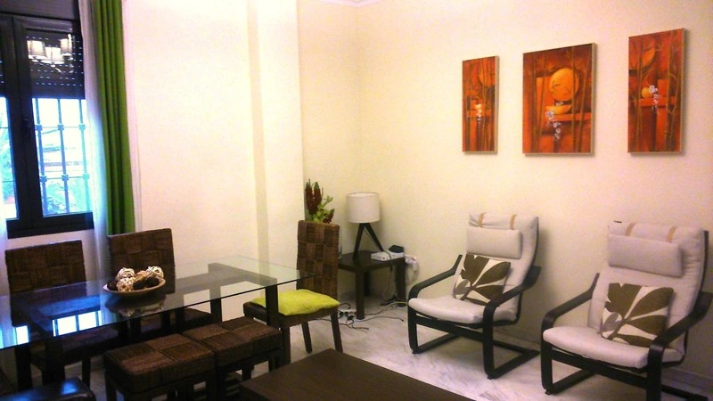 सेविल, स्पेन में आरामदायक 66 मी² अपार्टमेंट