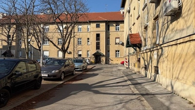 ओसिकेक, क्रोएशिया में सुखद 45 वर्ग मीटर का फर्निश्ड अपार्टमेंट