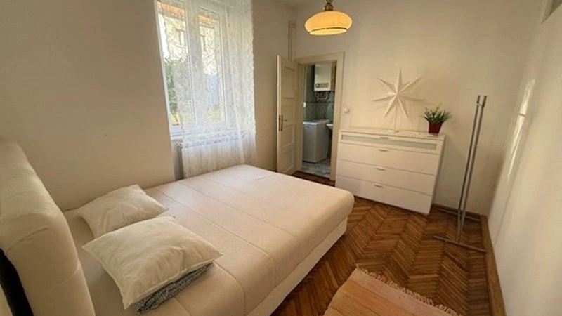 ओसिकेक, क्रोएशिया में सुखद 45 वर्ग मीटर का फर्निश्ड अपार्टमेंट