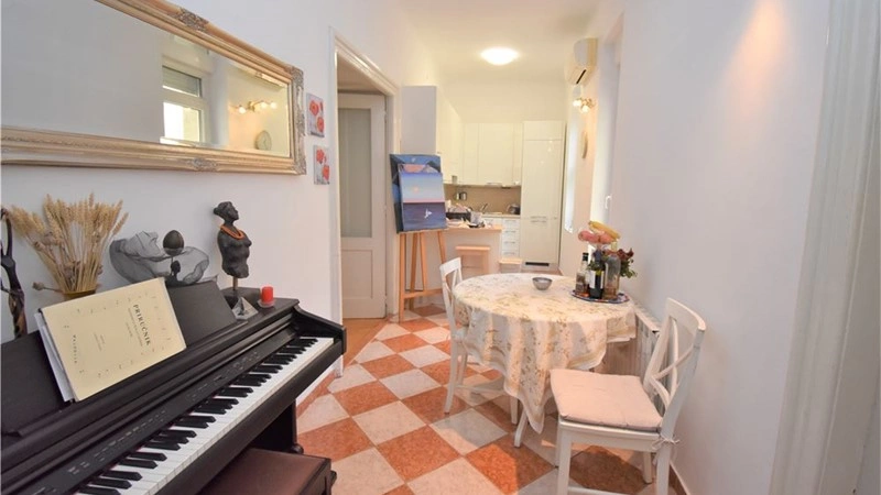 Family Apartment 90 m2 in Osijek, Croatia