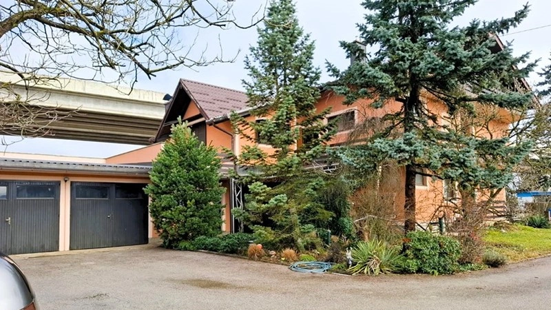 Luxury house 280 m2 near the center of Karlovac, Croatia