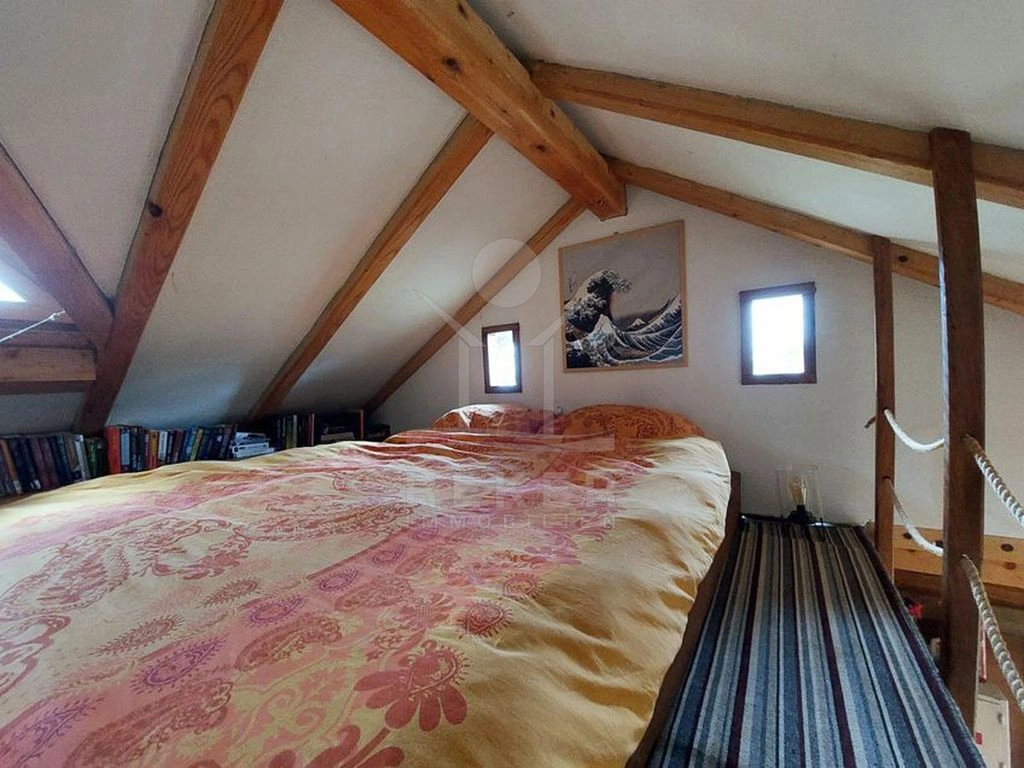 Geräumiges Haus 190 m² mit großem Grundstück in Karlovac, Kroatien