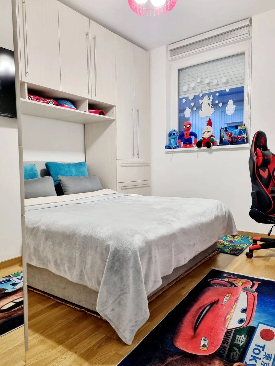 1-बेडरूम अपार्टमेंट पार्किंग के साथ, नोवी साद, सर्बिया