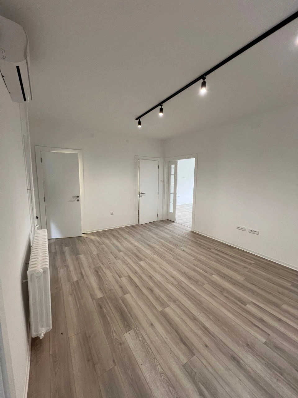 شقة بمساحة 68 م² مع شرفة في نوفي ساد، صربيا