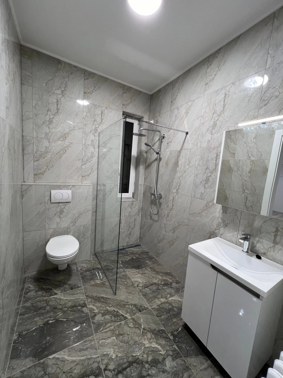 شقة بمساحة 68 م² مع شرفة في نوفي ساد، صربيا