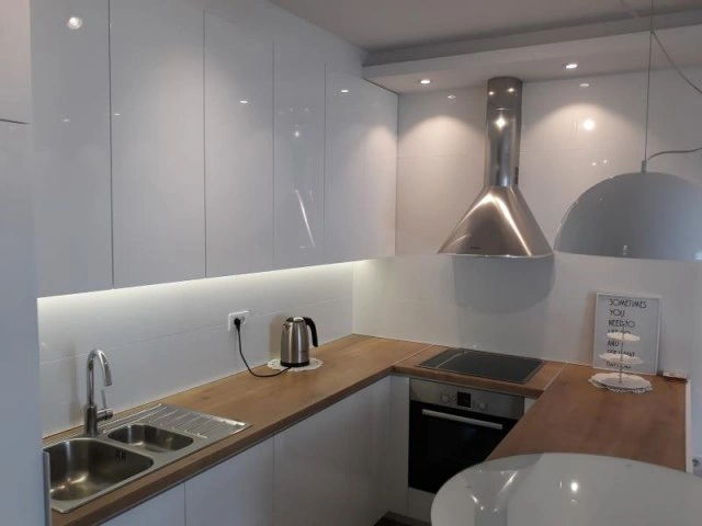 شقة بمساحة 60 م² مع شرفة في نوفي ساد، صربيا