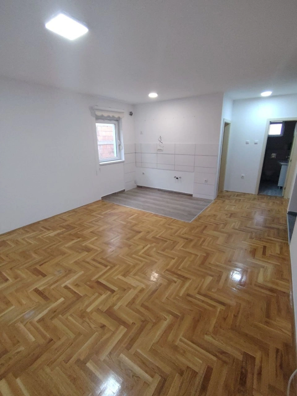 नॉवी सैड, सर्बिया में खुली पार्किंग के साथ 51 m² अपार्टमेंट