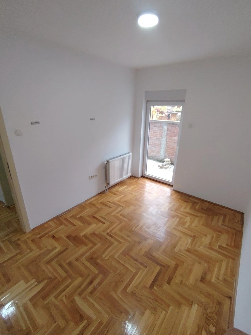 नॉवी सैड, सर्बिया में खुली पार्किंग के साथ 51 m² अपार्टमेंट