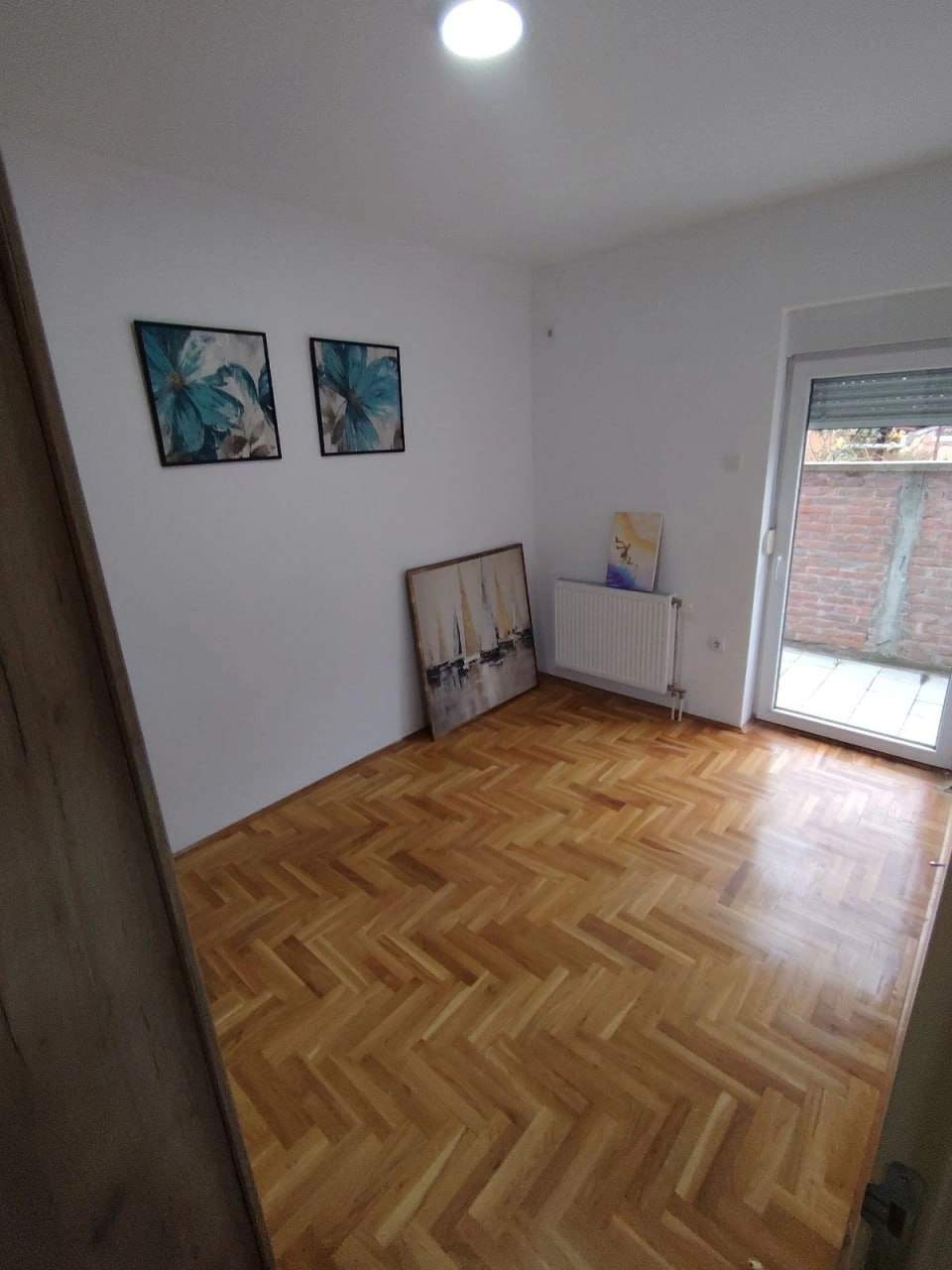 नॉवी सैड, सर्बिया में खुली पार्किंग के साथ 51 m² अपार्टमेंट