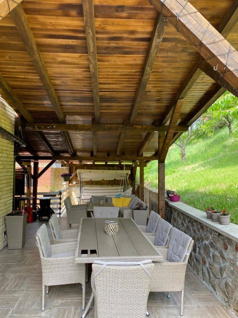 House 3-bedroom with garage in Novi Sad, Serbia