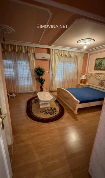 منزل 504 m2 مع مسبح داخلي في Zrenjanin، صربيا