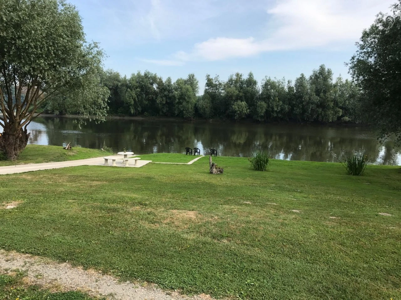 منزل بمساحة 163 م² مع حديقة في نوفي ساد، صربيا