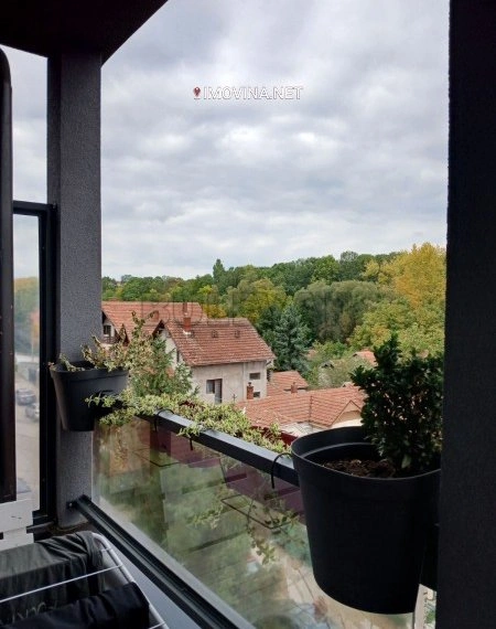 Duplex con 2 camere e vista sulla città a Kragujevac, Serbia