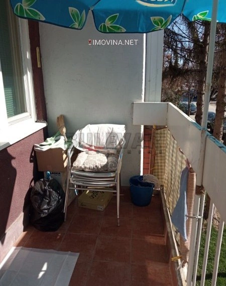 Kragujevac, Sırbistan'da 51 m² açık park yeri olan daire