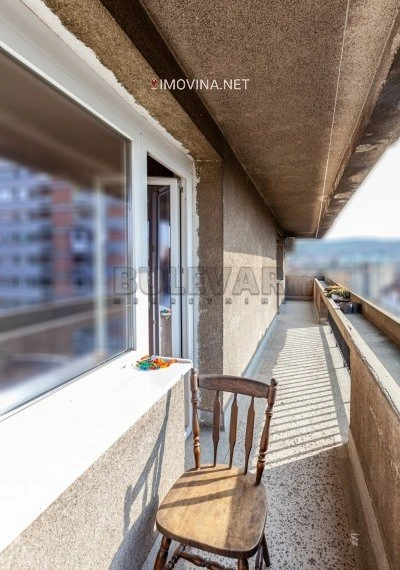 شقة بمساحة 91 م² مع مصعد في نيش، صربيا