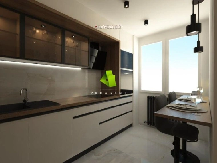 شقة من 3 غرف نوم مع موقف خارجي مفتوح في نيش، صربيا