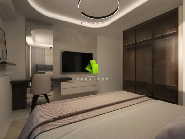 شقة من 3 غرف نوم مع موقف خارجي مفتوح في نيش، صربيا