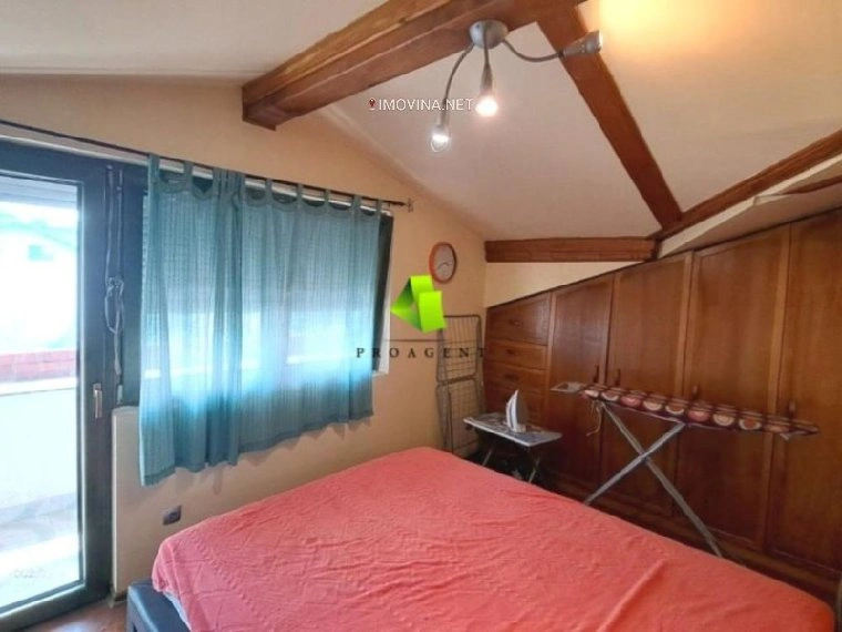 Квартира 85 м² с открытым парковочным местом в Нише, Сербия