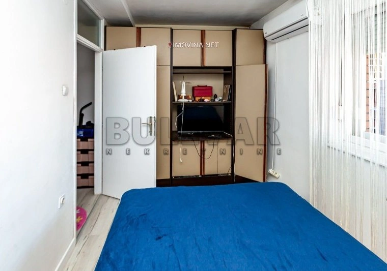 塞尔维亚·尼什 82 m² 复式,带露天停车位