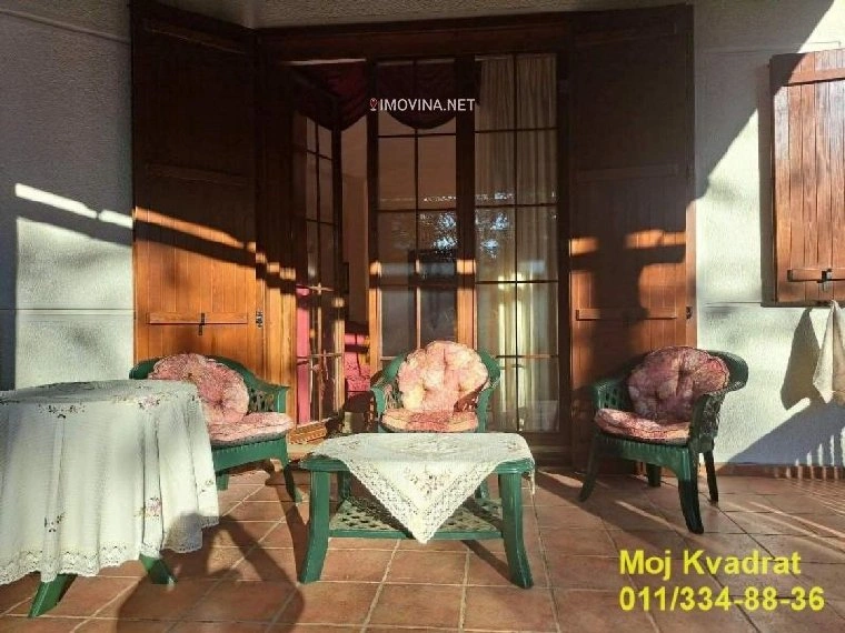 Дом с 4 спальнями и парковкой в Златиборе, Сербия