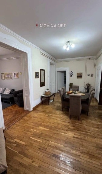 منزل 170 m2 مع حديقة في زرنجانين، صربيا