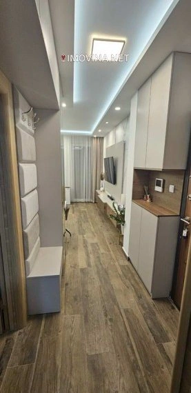 شقة بمساحة 43 m2 مع موقف سيارات مكشوف في Zrenjanin, Serbia