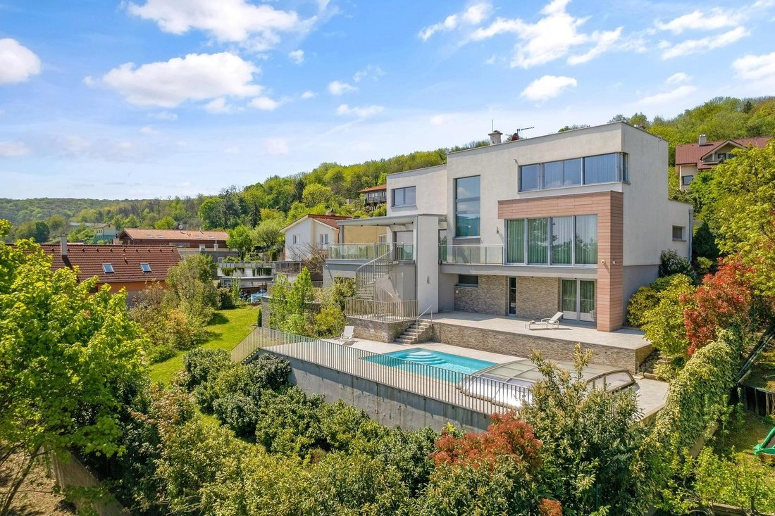 Casa 4+1 con vestidor en Bratislava, Eslovaquia