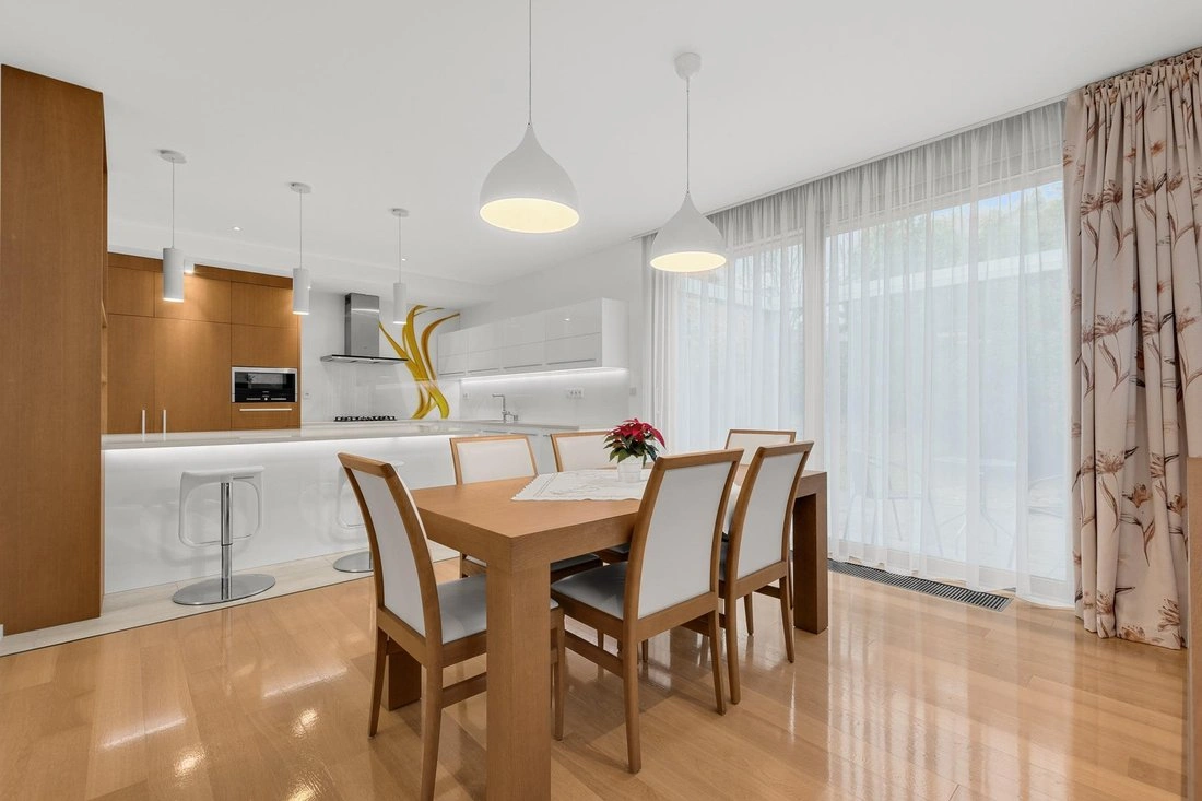 Casa 4+1 con vestidor en Bratislava, Eslovaquia